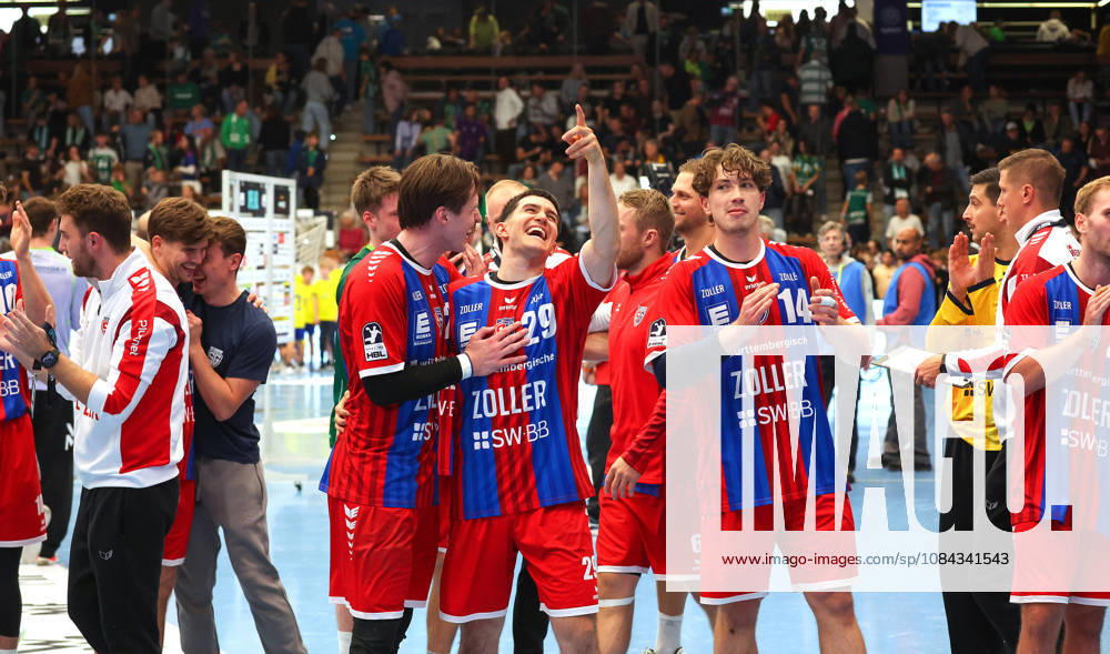 Deutschland, Göppingen, Handball Opel HBL Bundesliga, FRISCH AUF! Göppingen vs. SG BBM Bietigheim, Jubel Bietigheim, mitte Moritz Strosack (BBM)
