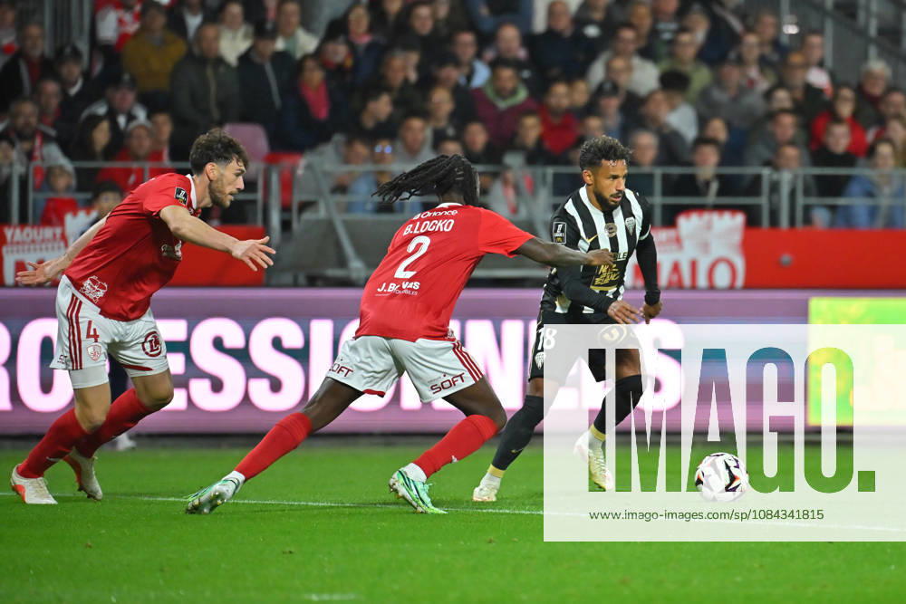 Stade Brestois 29 v Angers SCO - Ligue 1 McDonald s 2026 2027 Jim Allevinah of Angers , Bradley LOCKO of Stade Brestois 29 during Ligue 1 McDonald s match between Brest and Angers at Stade Francis-Le Ble on October 10, 2026 in Brest, France. Brest France