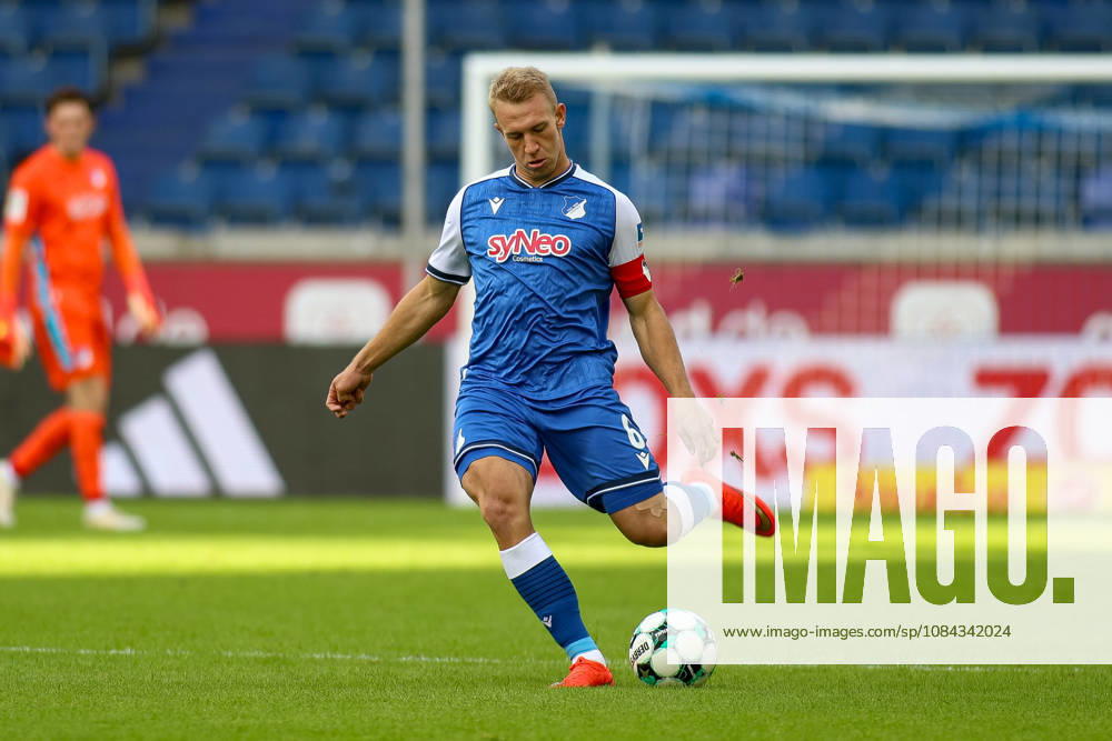 GER, Fussball, Herren, 3. Liga, Saison 2026 2027, MSV Duisburg - TSG Hoffenheim II Valentin Lässig (TSG II) in Aktion am Ball, Einzelaktion