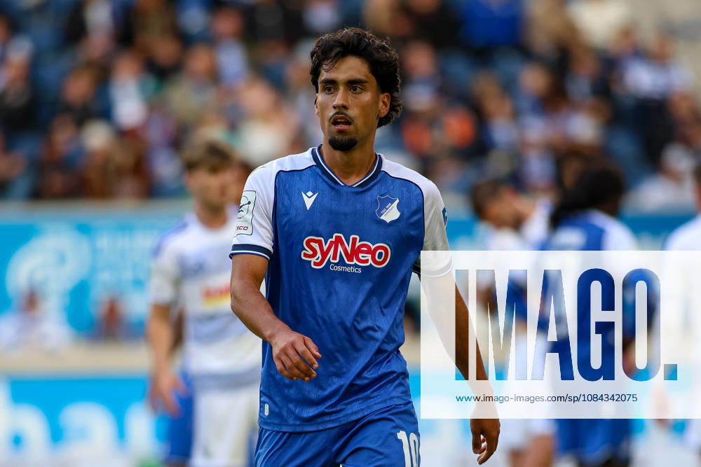 GER, Fussball, Herren, 3. Liga, Saison 2026 2027, MSV Duisburg - TSG Hoffenheim II Yasin Zor (TSG II) schaut