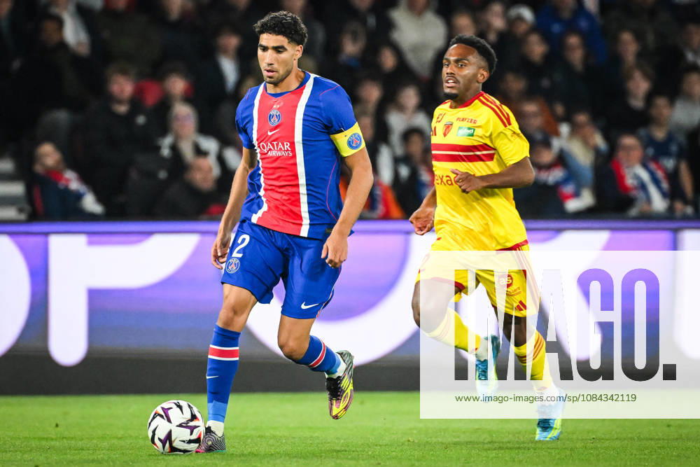 Achraf HAKIMI of PSG and Lucas CALODAT of Le Mans during the Ligue 1 match between Paris Saint-Germain (PSG) and Le Mans FC at Parc des Princes Stadium on October 10, 2026 in Paris, France. Paris France - ZUMAm308 20261010_zsp_m308_002
