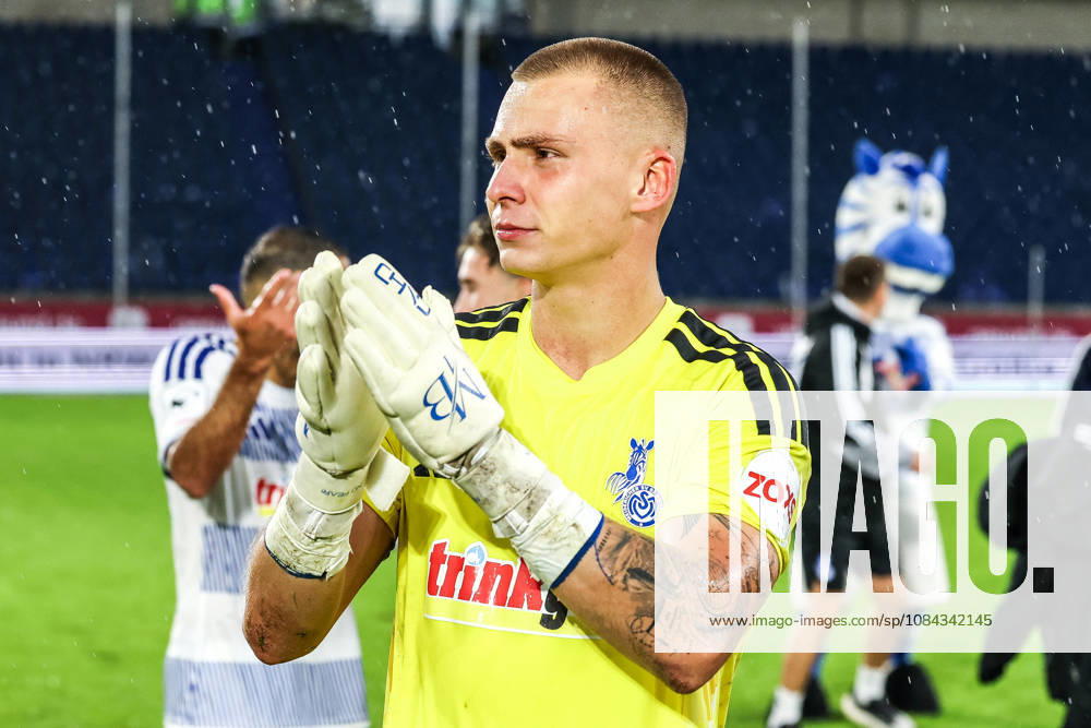 Fussball, 3.Liga Saison 2026 2027 8.Spieltag MSV Duisburg - TSG 1899 Hoffenheim II 10.10.2026, schauinsland-reisen-arena Max Braune (MSV Duisburg, 1) Duisburg schauinsland-reisen-arena Nordrhein-Westfalen Deutschland