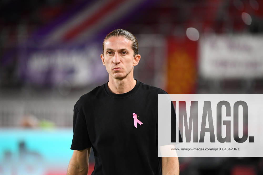 AS Monaco v Toulouse FC - Ligue 1 McDonald s 2026 2027 Head Coach Filipe LUIS of Monaco pay tribute to Pink October using a pink ribbon during Ligue 1 McDonald s match between Monaco and Toulouse at Stade Louis II on October 10, 2026 in Monaco, Monaco. Monaco Monaco