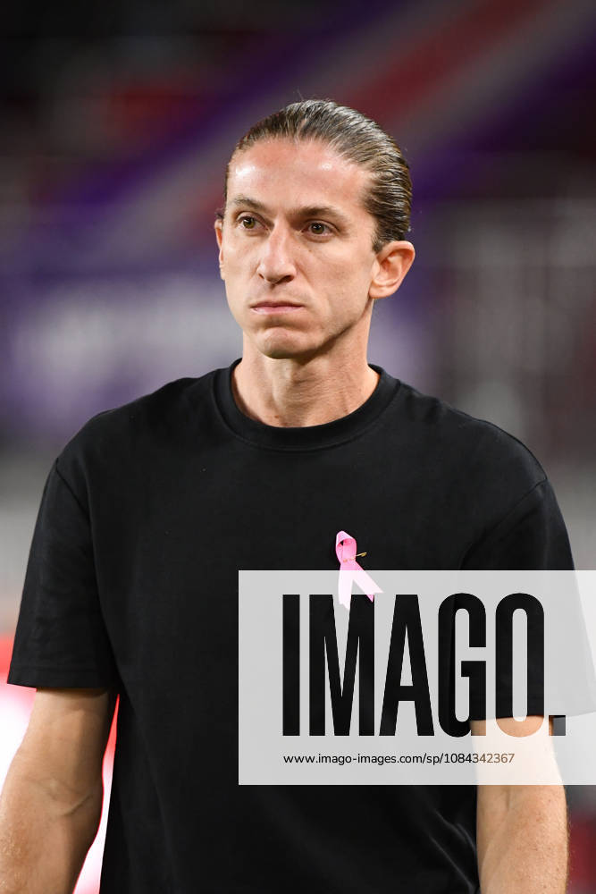 AS Monaco v Toulouse FC - Ligue 1 McDonald s 2026 2027 Head Coach Filipe LUIS of Monaco pay tribute to Pink October using a pink ribbon during Ligue 1 McDonald s match between Monaco and Toulouse at Stade Louis II on October 10, 2026 in Monaco, Monaco. Monaco Monaco
