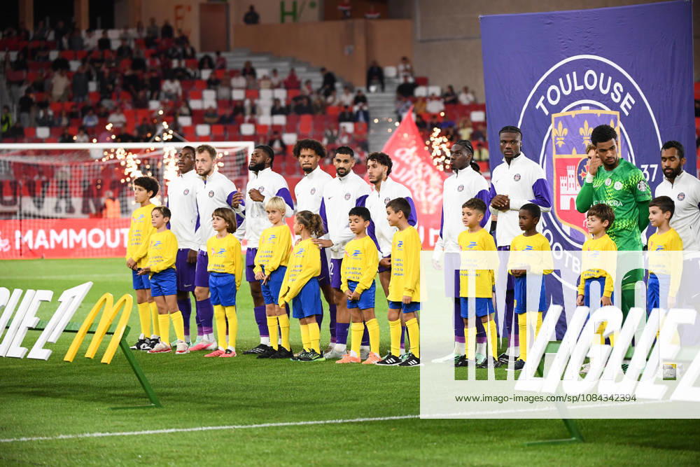 AS Monaco v Toulouse FC - Ligue 1 McDonald s 2026 2027 Team of Toulouse pay tribute to Pink October and kids using a pink ribbon during Ligue 1 McDonald s match between Monaco and Toulouse at Stade Louis II on October 10, 2026 in Monaco, Monaco. Monaco Monaco