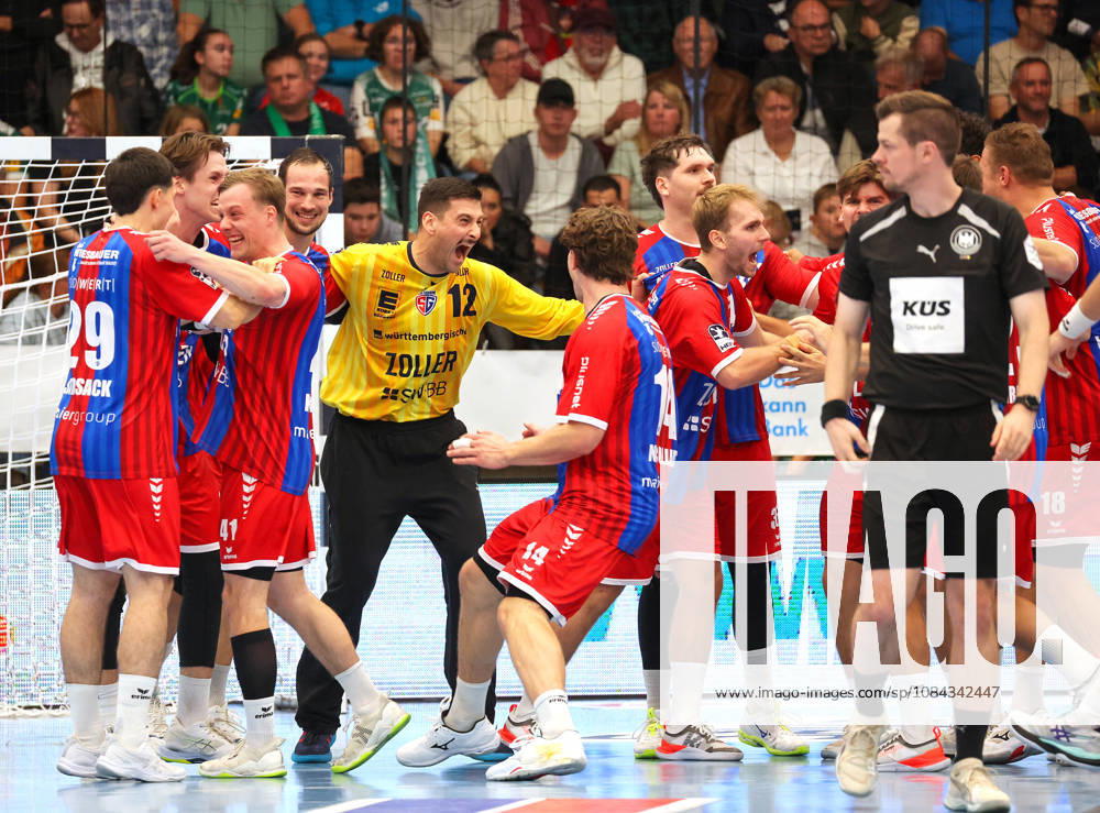 Deutschland, Göppingen, Handball Opel HBL Bundesliga, FRISCH AUF! Göppingen vs. SG BBM Bietigheim, Jubel Martin Tomovski (BBM)