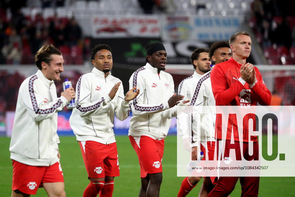 Fussball 1.Bundesliga, RB Leipzig - Eintracht Frankfurt v.l. Jubel, Freude über den Sieg Leipzig