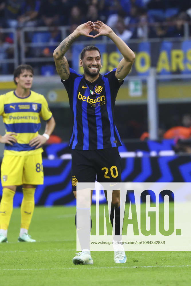 FC Internazionale v Parma Calcio - Serie A 2026 27 Hakan Calhanoglu celebrates a goal during the Serie A match between FC Internazionale and Parma Calcio at Giuseppe Meazza in Milano, Italy, on October 10, 2026. Milano Milano Italy