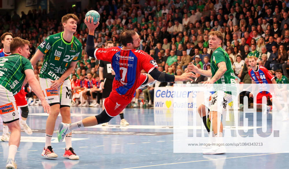 Deutschland, Göppingen, Handball Opel HBL Bundesliga, FRISCH AUF! Göppingen vs. SG BBM Bietigheim, Dominik Claus (BBM)