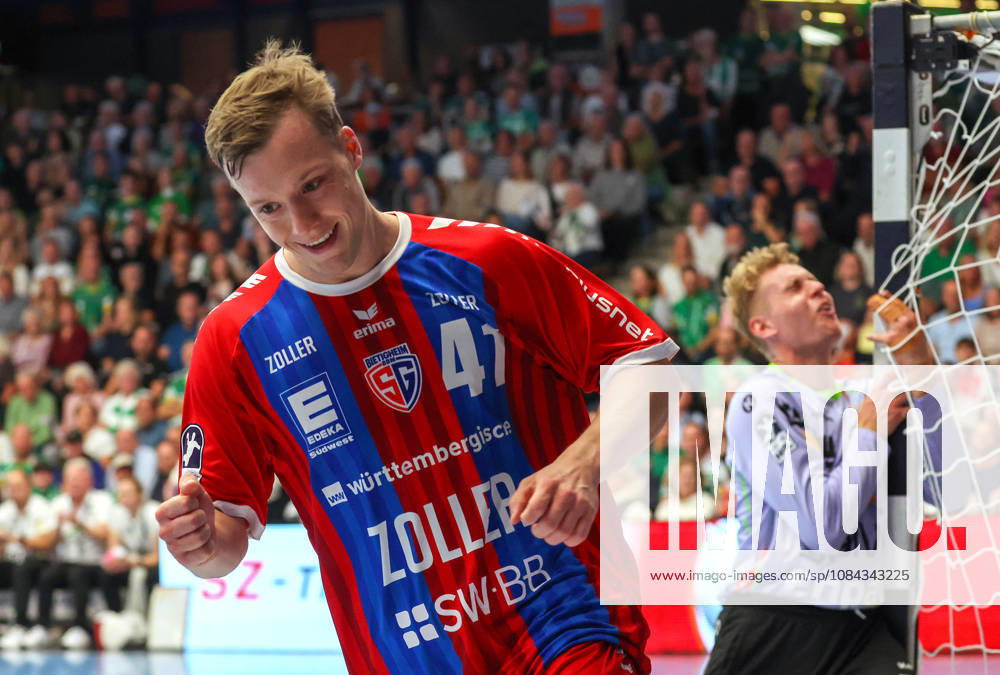 Deutschland, Göppingen, Handball Opel HBL Bundesliga, FRISCH AUF! Göppingen vs. SG BBM Bietigheim, Jubel Till Hermann (BBM)