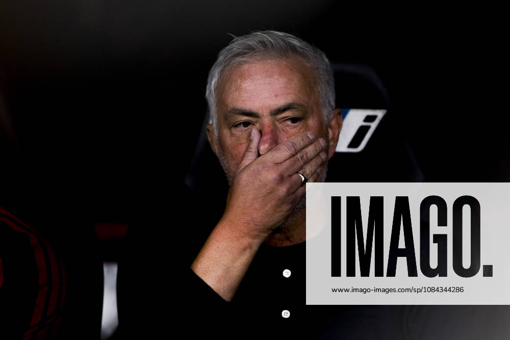 LA LIGA EA Sports - Real Madrid vs Villarreal MADRID, SPAIN - October 10:Head coach of Real Madrid Jose Mourinho during the La Liga 2026 27 match between Real Madrid and Villarreal at Santiago Bernabeu Stadium. (Photo by Guille Martinez f22photo) Madrid Santiago Bernabeu Stadium Spain