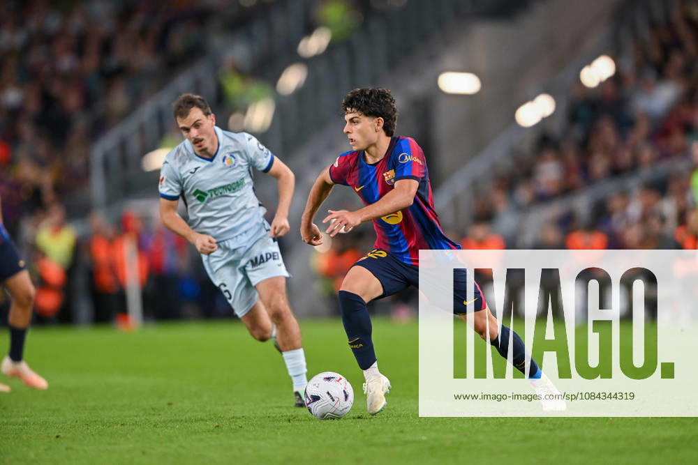 FC Barcelona, Barca v GETAFE CF SPOTIFY CAMP NOU. BARCELONA October 10,2026 FC BARCELONA vs GETAFE CF OCTOBER 10 ,2026 Xavi Espart (12) of FC Barcelona during the match between FC Barcelona and Getafe CF corresponding to the eighth day of La Liga EA Sports at at Spotify Camp Nou in Barcelona, Spain. Barcelona ESP