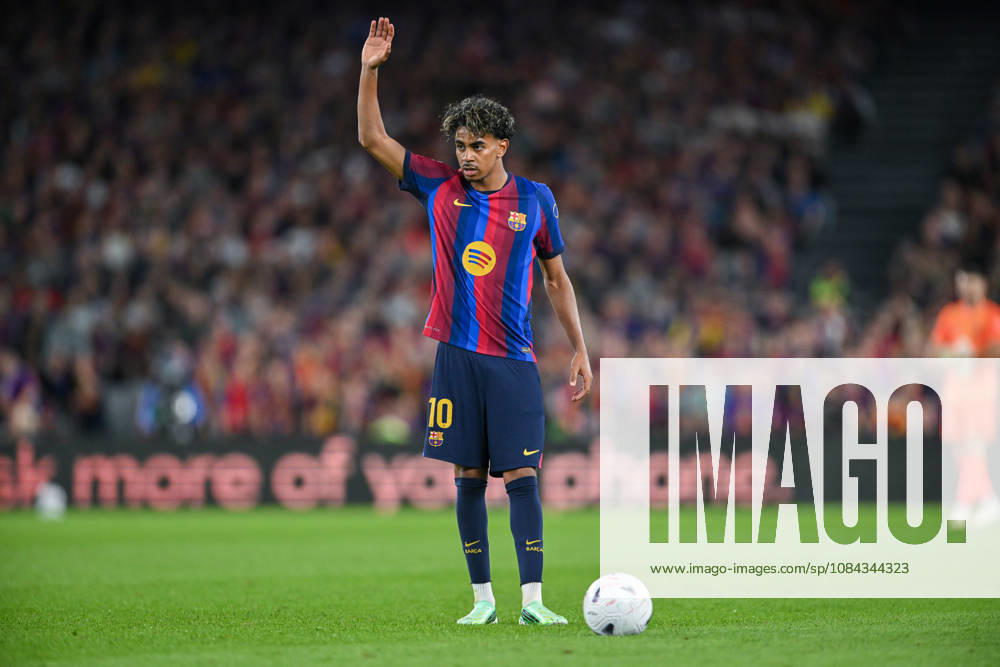 FC Barcelona, Barca v GETAFE CF SPOTIFY CAMP NOU. BARCELONA October 10,2026 FC BARCELONA vs GETAFE CF OCTOBER 10 ,2026 Lamine Yamal (10) of FC Barcelona during the match between FC Barcelona and Getafe CF corresponding to the eighth day of La Liga EA Sports at at Spotify Camp Nou in Barcelona, Spain. Barcelona ESP