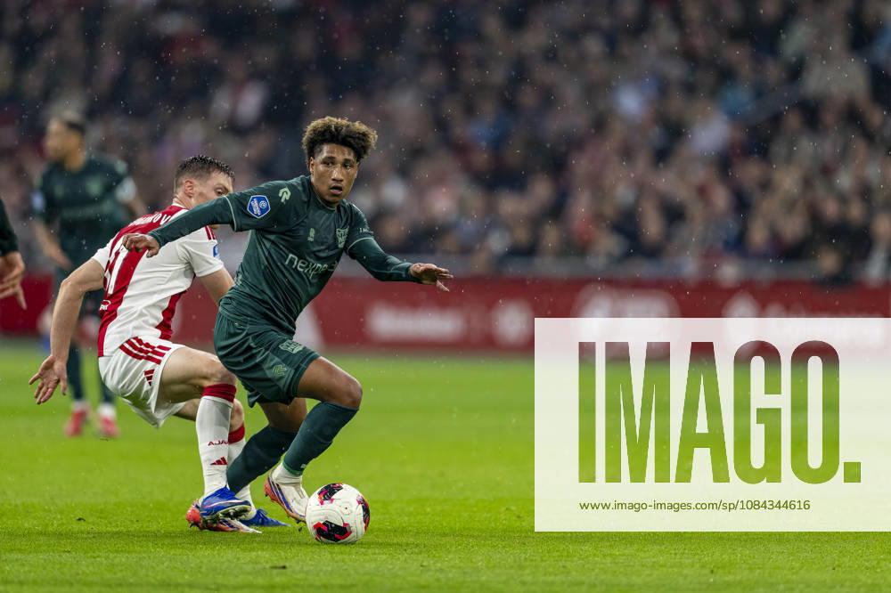AMSTERDAM - (l-r) AFC Ajax Amsterdam forward Viktor Tsygankov and N.E.C. Nijmegen midfielder Noe Lebreton during the Vriendenloterij Eredivisie match between Ajax and N.E.C. at Johan Cruijff ArenA on 10 October 2026 in Amsterdam, Netherlands. (Photo by DeFodi Images) -