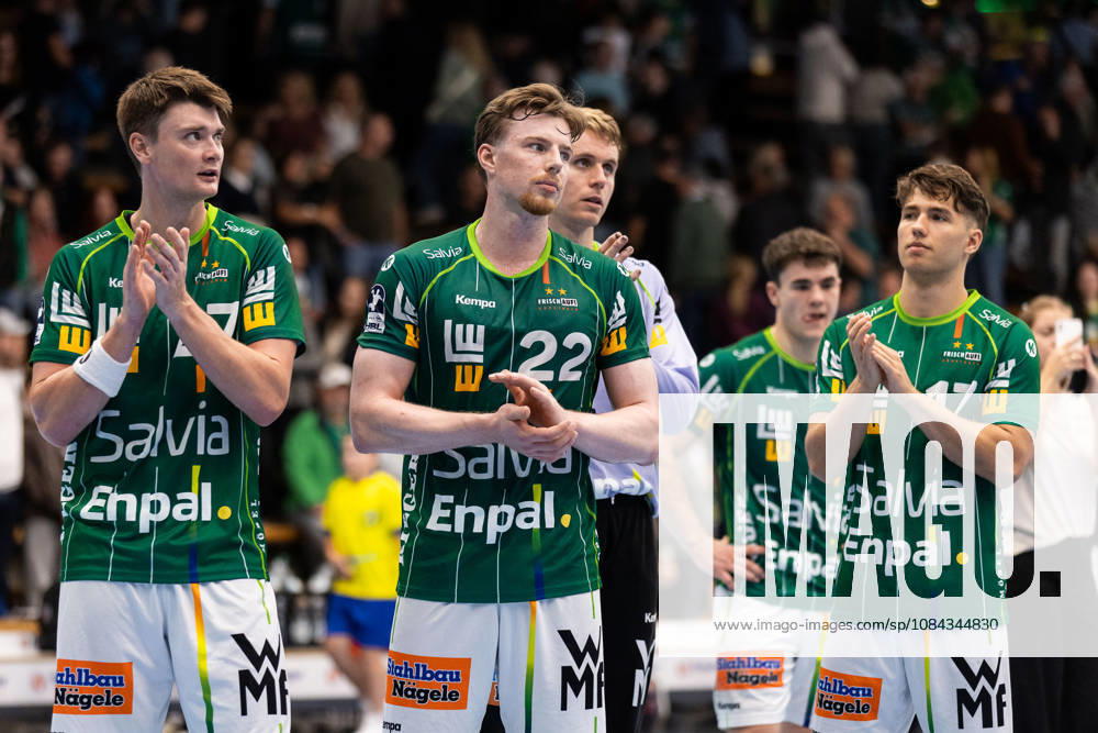 Die Goeppinger Spieler sind enttaeuscht nach dem Spiel GER, FRISCH AUF! Goeppingen vs. SG BBM Bietigheim, Handball, Bundesliga, OPEL HBL, 8. Spieltag, Spielzeit 2026 2027, 10.10.2026, GER, FRISCH AUF! Goeppingen vs. SG BBM Bietigheim, Handball, Bundesliga, OPEL HBL, 8. Spieltag, Spielzeit 2026 2027, 10.10.2026, Goeppingen