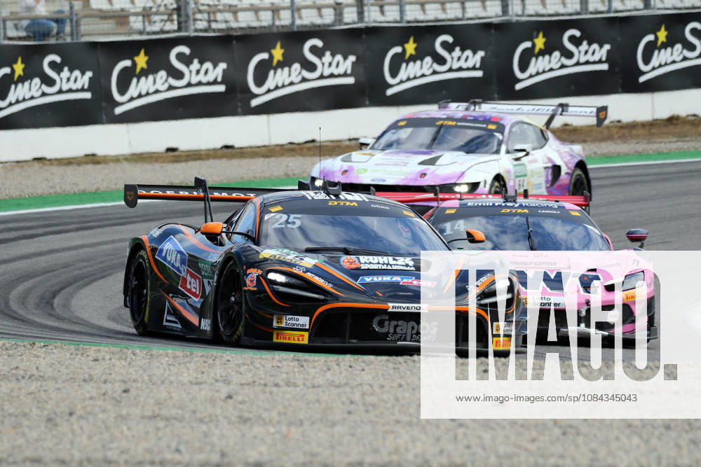 DTM - Finale Hockenheimring 09. - 11. Oktober 2026 DTM - Finale Hockenheimring 09. - 11. Oktober Rennen Samstag Im Bild: Ben Doerr (DEU), Matteo Cairoli (ITA) und Finn Wiebelhaus (DEU)