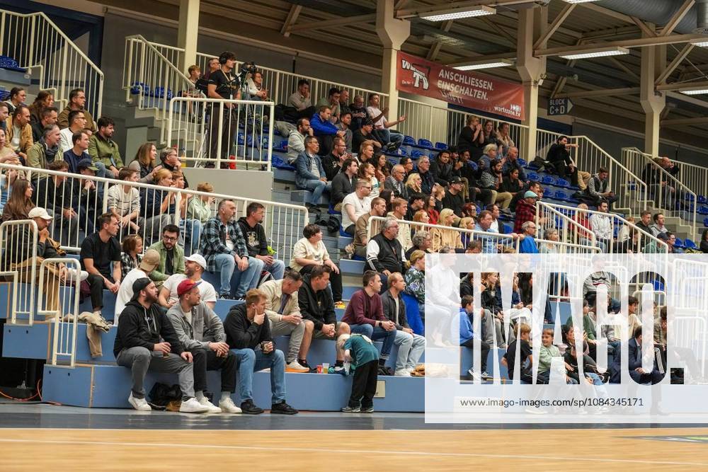Das Spiel der 2. Bundesliga ProA am 10.10. 2026, ETB Miners gegen die PS Karlsruhe LIONS, endete in der Sporthalle Am Hallo, Ernestinenstraße 57 mit X:X. Michael Gohl FUNKE Foto Services Deutschland Nordrhein-Westfalen Essen