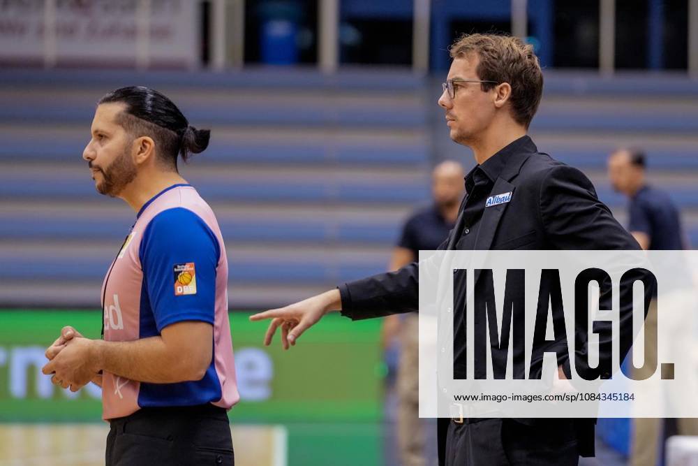 Trainer Lars Wendt (ETB Miners). Das Spiel der 2. Bundesliga ProA am 10.10. 2026, ETB Miners gegen die PS Karlsruhe LIONS, endete in der Sporthalle Am Hallo, Ernestinenstraße 57 mit X:X. Michael Gohl FUNKE Foto Services Deutschland Nordrhein-Westfalen Essen