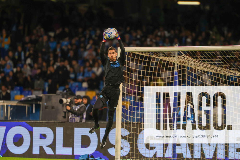 Alex Meret of SSC Napoli during the 2026 27 Serie A match between SSC Napoli and FC Frosinone, played on October 10, 2026, at the Stadio Diego Armando Maradona in Naples Napoli ITALIA - ZUMAs236 20261010_aap_s236_004