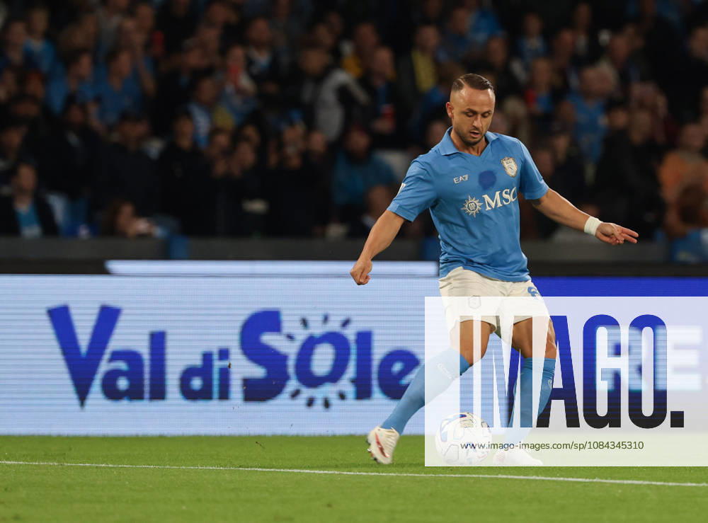 Stanislav Lobotka of SSC Napoli during the 2026 27 Serie A match between SSC Napoli and FC Frosinone, played on October 10, 2026, at the Stadio Diego Armando Maradona in Naples Napoli ITALIA - ZUMAs236 20261010_aap_s236_013