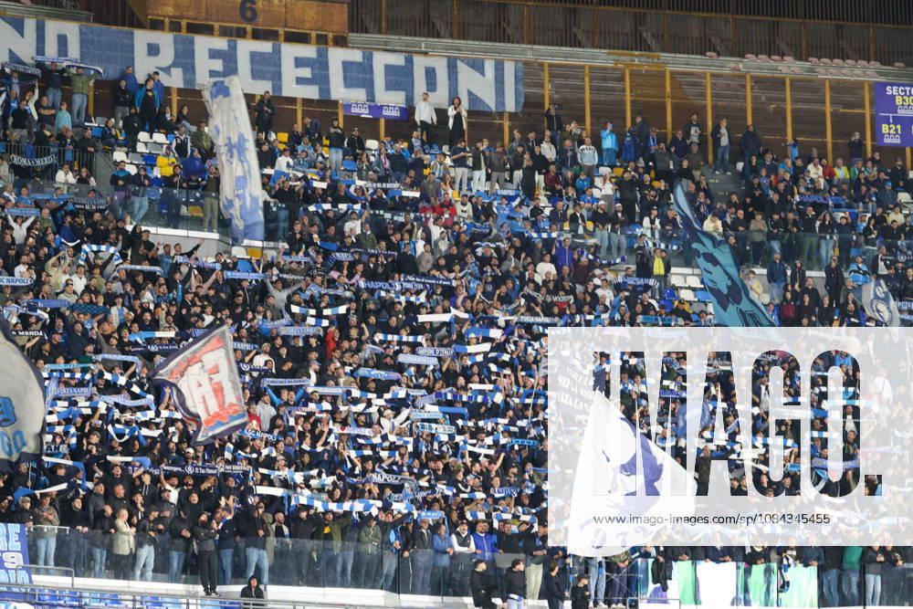 Serie A football match 2026 27 season: Napoli vs. Frosinone Supporters of SSC Napoli during the 2026 27 Serie A match between SSC Napoli and FC Frosinone, played on October 10, 2026, at the Stadio Diego Armando Maradona in Naples NAPOLI stadio Diego Armando Maradona CAMPANIA ITALIA