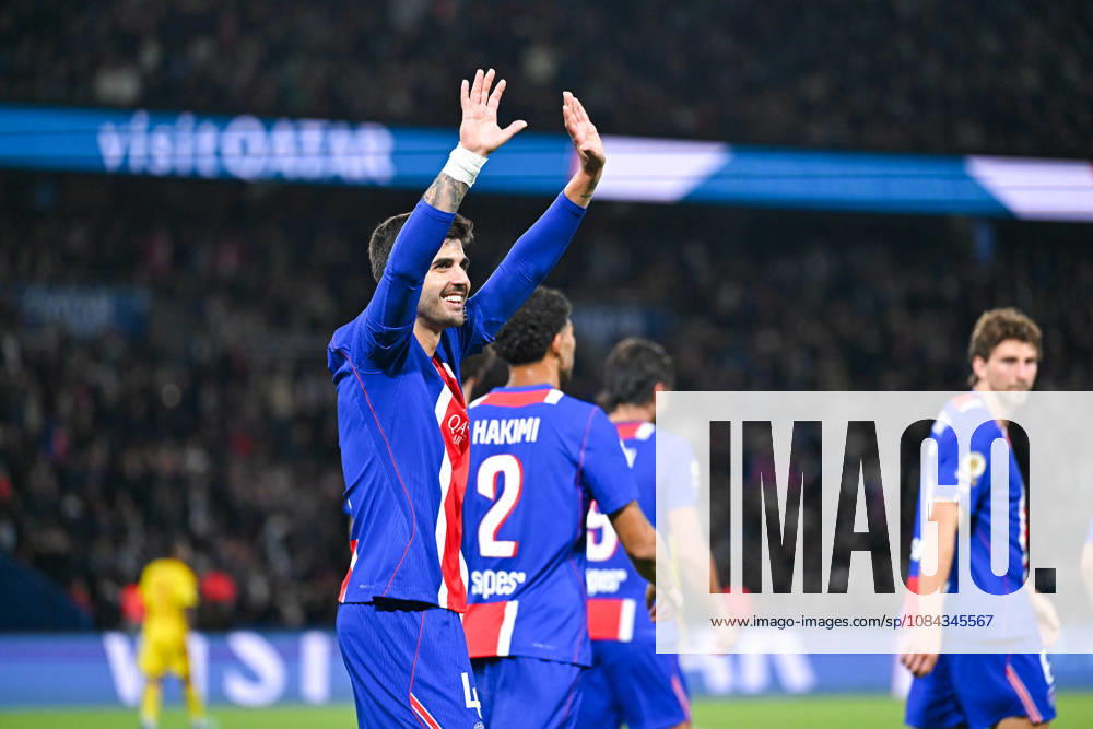 Paris Saint-Germain v Le Mans FC - Ligue 1 McDonald s 2026 2027 Achraf HAKIMI of Paris Saint-Germain and Lucas BERALDO of Paris Saint-Germain celebrate after scores during Ligue 1 McDonald s match between Paris and Le Mans at Parc des Princes on October 10, 2026 in Paris, France. Paris France