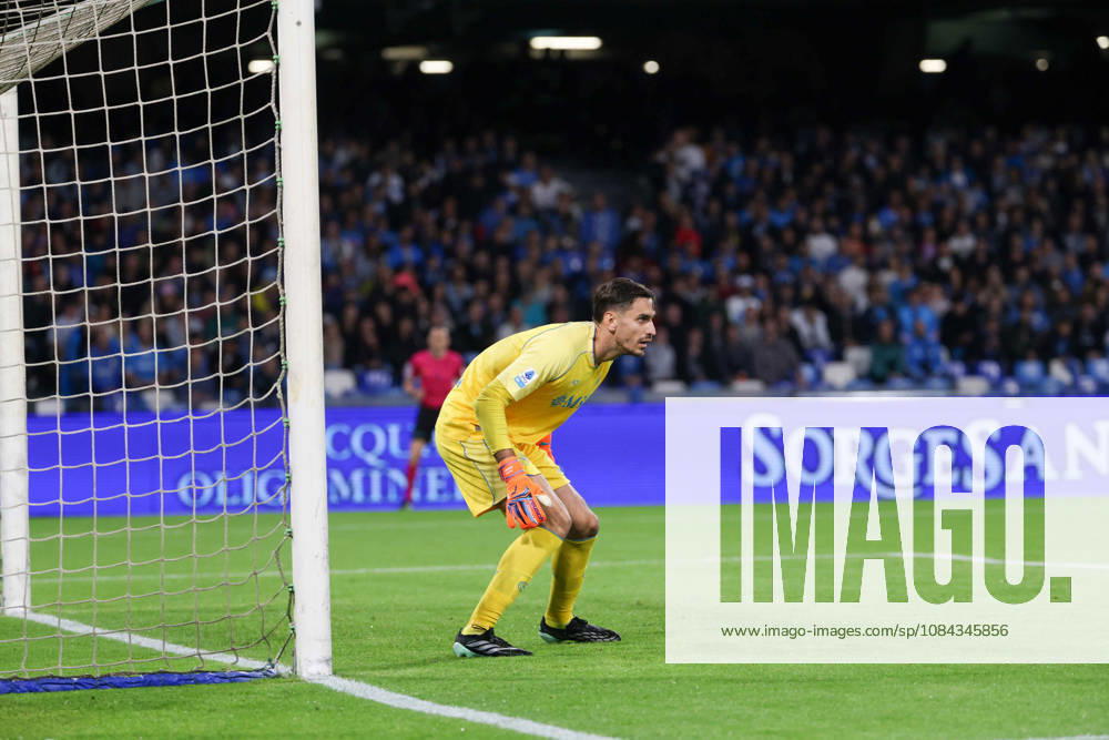 Alex Meret of SSC Napoli during the 2026 27 Serie A match between SSC Napoli and FC Frosinone, played on October 10, 2026, at the Stadio Diego Armando Maradona in Naples Napoli ITALIA - ZUMAs236 20261010_aap_s236_029