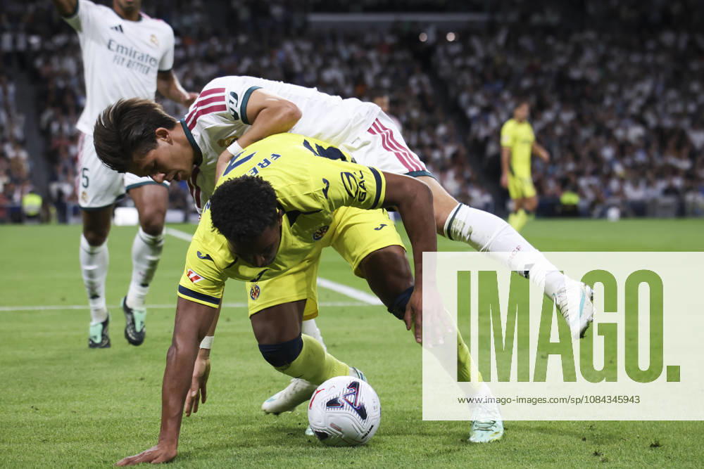 Real Madrid v Villarreal - La Liga EA Sports 2026 27 October 10, 2026, Estadio Santiago Bernabeu, Madrid, Spain: Arda Guler of Real Madrid and Alex Freeman fights for the ball during La Liga EA Sports match between Real Madrid and Villarreal at Estadio Santiago Bernabeu on October 10, 2026 in Madrid, Spain. Madrid Estadio Santiago Bernabeu Madrid Spain
