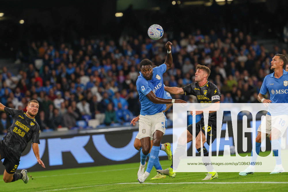 Benoit Badiashile of SSC Napoli during the 2026 27 Serie A match between SSC Napoli and FC Frosinone, played on October 10, 2026, at the Stadio Diego Armando Maradona in Naples Napoli ITALIA - ZUMAs236 20261010_aap_s236_053