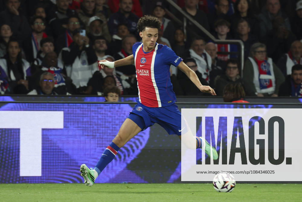 Maghnes Akliouche (Paris Saint Germain)