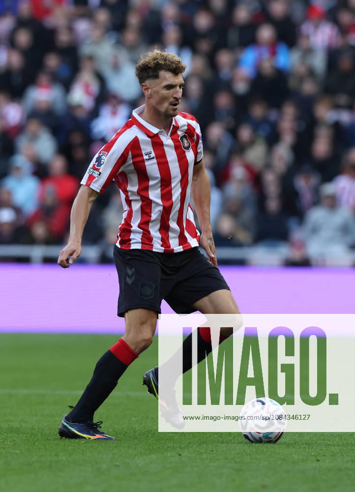 Sunderland, England, 10th October 2026. Thomas Meunier of Sunderland during the Sunderland vs Brighton and Hove Albion Premier League match at the Stadium Of Light, Sunderland. Picture credit should read: Nigel Roddis Sportimage . SPI_074_NR_SUND_BRIG SPI-5059-0074