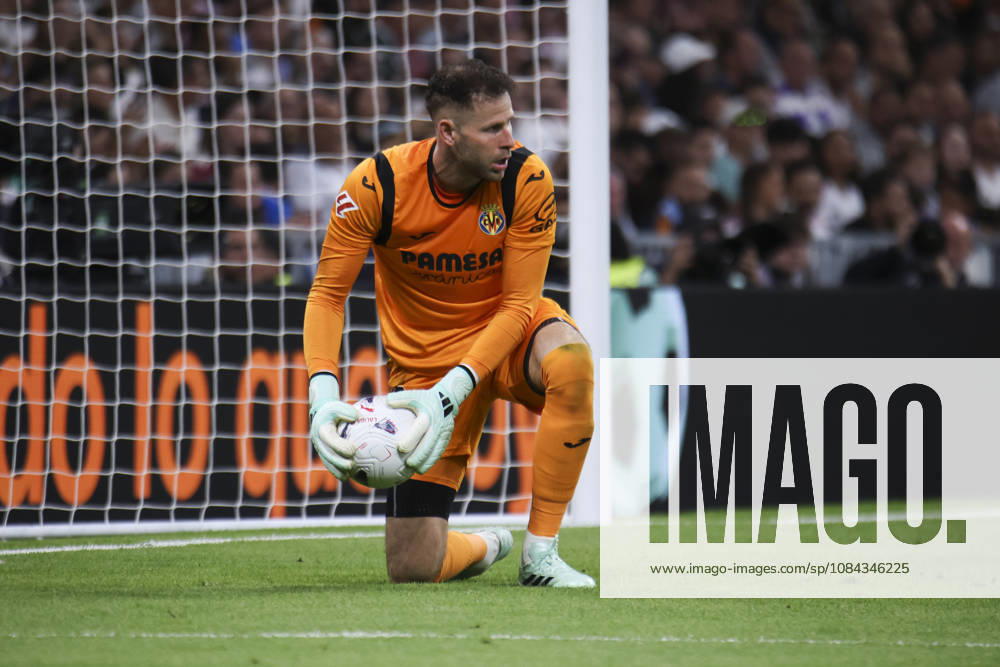 Real Madrid v Villarreal - La Liga EA Sports 2026 27 October 10, 2026, Estadio Santiago Bernabeu, Madrid, Spain: Peter Gulacsi of Villarreal traps the ball during La Liga EA Sports match between Real Madrid and Villarreal at Estadio Santiago Bernabeu on October 10, 2026 in Madrid, Spain. Madrid Estadio Santiago Bernabeu Madrid Spain