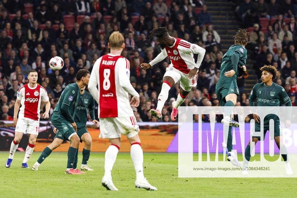 AMSTERDAM - Tolu Arokodare of Ajax heads the ball towards goal during the Dutch Eredivisie match between AFC Ajax and NEC Nijmegen at the Johan Cruijff ArenA on October 10, 2026 in Amsterdam, the Netherlands. MAURICE VAN STEEN ANP Eredivisie 2026 27 ANPxSportx IVx 572061260 originalFilename: 572061260