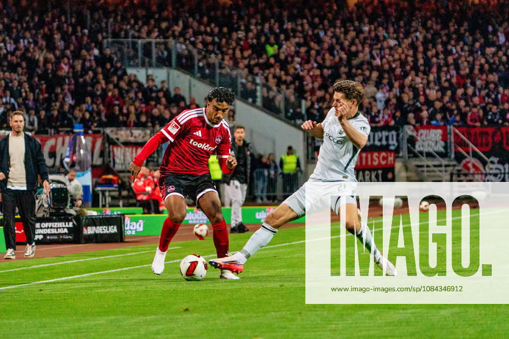 Rayan Ghrieb (1. FC Nuernberg, 07) und Joakim Maehle (VfL Wolfsburg, 21), GER, 1. FC Nuernberg vs. VfL Wolfsburg, Fussball, 2. Bundesliga, 7. Spieltag, Saison 2026 2027, 10.10.2026, DFL REGULATIONS PROHIBIT ANY USE OF PHOTOGRAPHS AS IMAGE SEQUENCES AND OR QUASI-VIDEO, GER, 1. FC Nuernberg vs. VfL Wolfsburg, Fussball, 2. Bundesliga, 7. Spieltag, Saison 2026 2027, 10.10.2026 Nuernberg