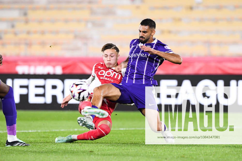 AS Monaco v Toulouse FC - Ligue 1 McDonald s 2026 2027 Cristian Casseres Jr. of Toulouse FC and Mathys DETOURBET of Monaco during Ligue 1 McDonald s match between Monaco and Toulouse at Stade Louis II on October 10, 2026 in Monaco, Monaco. Monaco Monaco