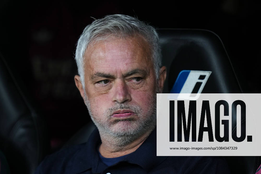 ESP: Real Madrid - Villarreal CF. La Liga EA Sports. Matchday 8. Jose Mourinho, head coach of Real Madrid CF during the La Liga EA Sports match between Real Madrid and Villarreal CF played at Santiago Bernabeu Stadium on 10 Oct 2026 in Madrid, Spain. kpng