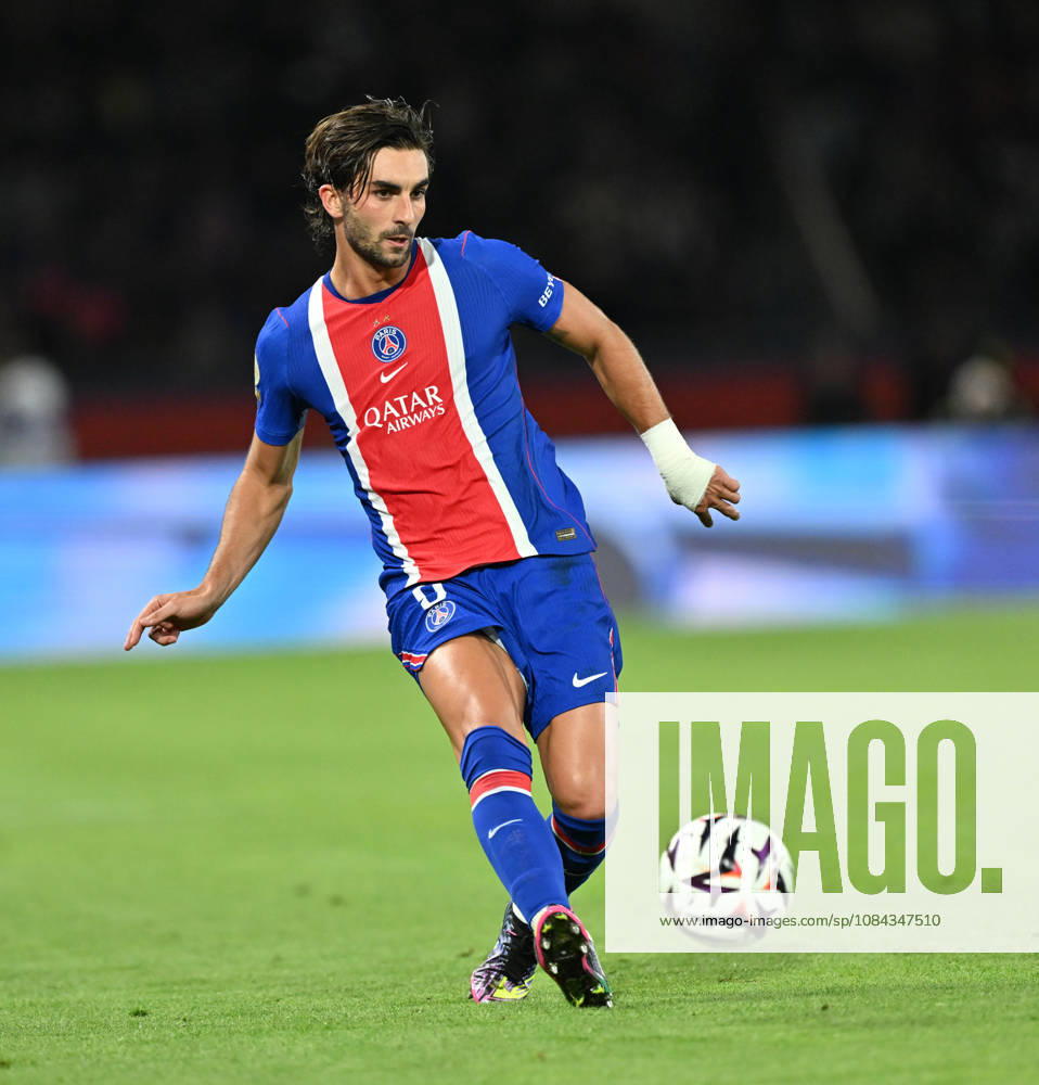 PSG v Le Mans FC - French Ligue 1 PARIS, FRANCE - OCTOBER 10: Ferran Torres of Paris Saint - Germain in action during the French Ligue 1 (L1) soccer match between Paris Saint-Germain (PSG) and Le Mans FC at Parc des Princes stadium in Paris, France on October 10, 2026. Mustafa Yalcin Anadolu Paris France. Editorial use only. Please get in touch for any other usage.