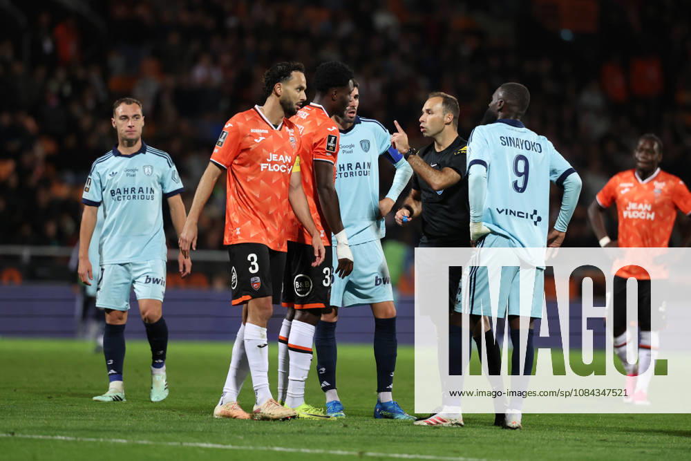 FC Lorient v Paris FC - Ligue 1 McDonald s 2026 2027 Jà rà me Brisard referee , Pablo PAGIS, Montassar TALBI during Ligue 1 McDonald s match between Lorient and Paris at Stade Yves Allainmat on October 10, 2026 in Lorient, France. Lorient France