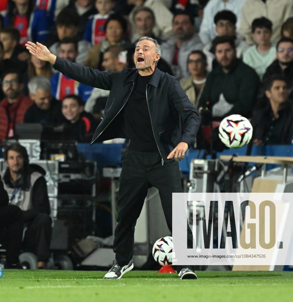 PSG v Le Mans FC - French Ligue 1 PARIS, FRANCE - OCTOBER 10: Luis Enrique, head coach of Paris Saint - Germain, reacts during the French Ligue 1 (L1) soccer match between Paris Saint-Germain (PSG) and Le Mans FC at Parc des Princes stadium in Paris, France on October 10, 2026. Mustafa Yalcin Anadolu Paris France. Editorial use only. Please get in touch for any other usage.