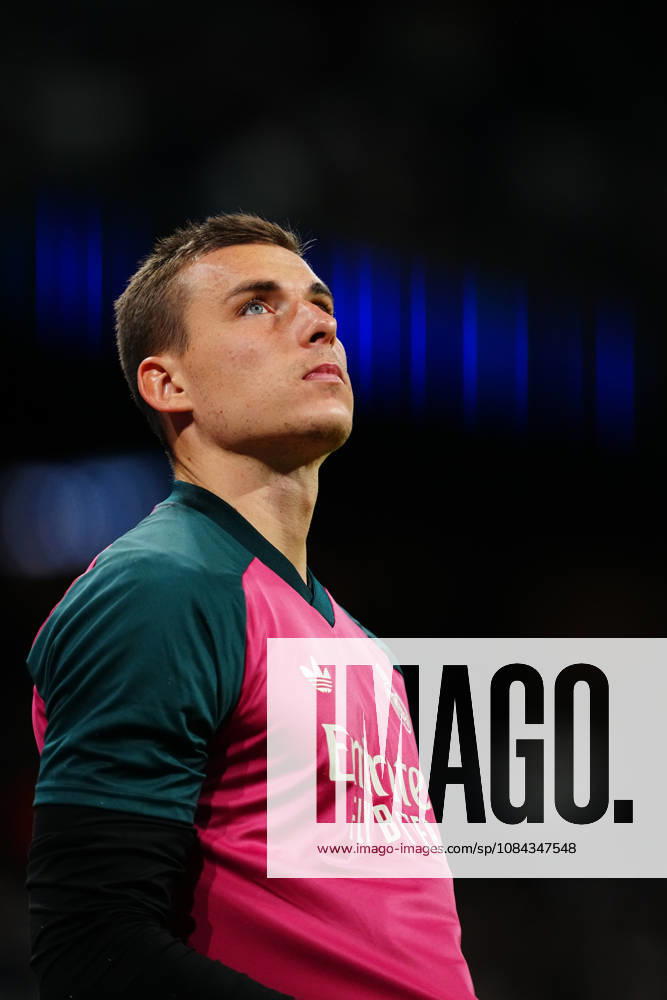 Real Madrid v Villarreal - LaLiga EA Sports 2026 27 MD8 MADRID, SPAIN - OCTOBER 10: Andriy Lunin of Real Madrid looks on before the LaLiga EA Sports match between Real Madrid CF and Villarreal CF at Santiago Bernabeu on October 10, 2026 in Madrid, Spain. Madrid Santiago Bernabeu Madrid Spain