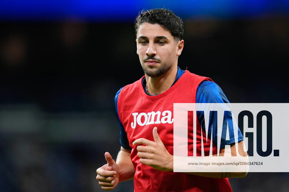 Santi Comesana of Villarreal CF warms up during the Spanish League, LaLiga EA Sports, football match between Real Madrid and Villarreal CF at Bernabeu stadium on October 10, 2026, in Madrid, Spain. Madrid Spain - ZUMAa181 20261010_zaa_a181_161