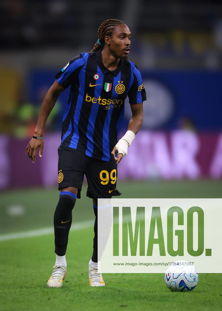 FC Internazionale v Parma Calcio 1913 - Serie A - Season 2026-2027 Milan, Italy, 10th October 2026. Djed Spence of FC Internazionale during the FC Internazionale vs Parma Calcio 1913 Serie A match at Giuseppe Meazza, Milan. Picture credit should read: Jonathan Moscrop Milan Stadio Giuseppe Meazza Italy