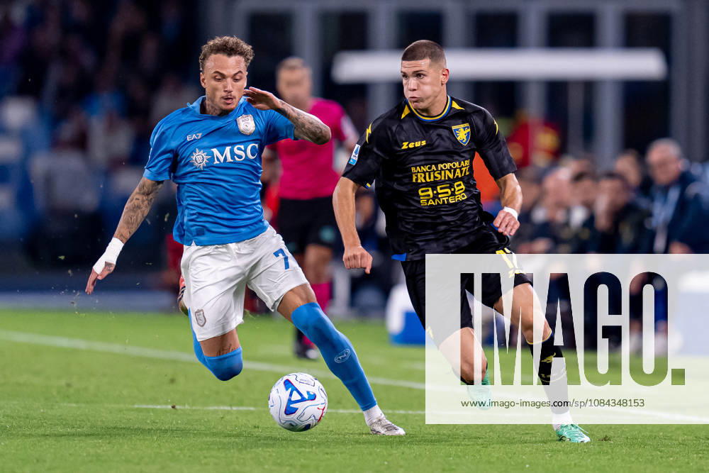 Napoli v Frosinone - Serie A Enilive Noa Lang of SSC Napoli and Giorgi Kvernadze of Frosinone Calcio compete for the ball during the Serie A Enilive match between Napoli and Frosinone at Stadio Diego Armando Maradona on October 10, 2026 in Naples, Italy Naples Stadio Diego Armando Maradona Campania Italy