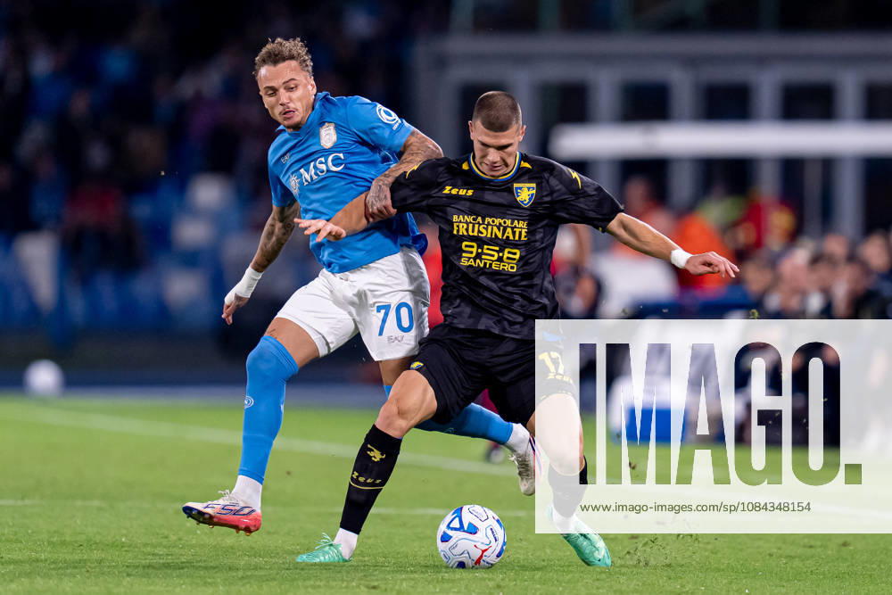 Napoli v Frosinone - Serie A Enilive Noa Lang of SSC Napoli and Giorgi Kvernadze of Frosinone Calcio compete for the ball during the Serie A Enilive match between Napoli and Frosinone at Stadio Diego Armando Maradona on October 10, 2026 in Naples, Italy Naples Stadio Diego Armando Maradona Campania Italy