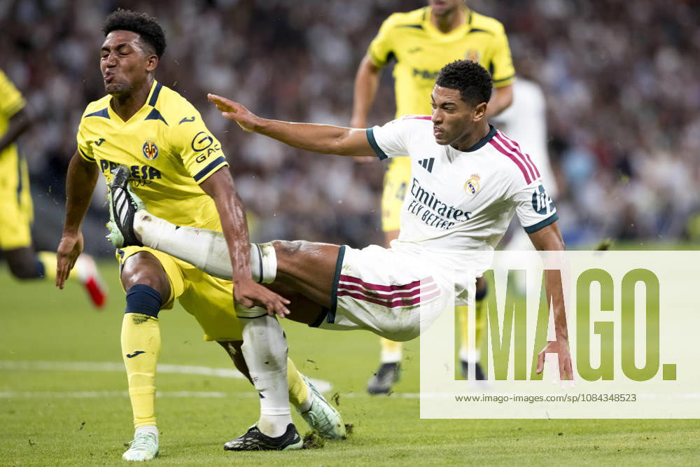 LA LIGA EA Sports - Real Madrid vs Villarreal MADRID, SPAIN - October 10:Jude Bellingham of Real Madrid attempts a shot during the La Liga 2026 27 match between Real Madrid and Villarreal at Santiago Bernabeu Stadium. (Photo by Guille Martinez f22photo) Madrid Santiago Bernabeu Stadium Spain