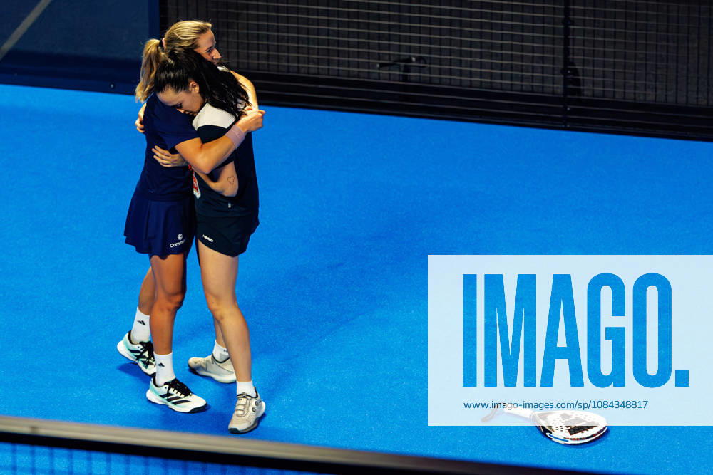 DÜSSELDORF, GERMANY - 10 OCTOBER 2026: Image shows the victory celebration of Ariana Sanchez Fallada (ESP) and Andrea Ustero Prieto (ESP) during CUPRA Germany Premier Padel P2 2026 Day 7: Semifinals at CASTELLO Düsseldorf on 10 10 2026 in Düsseldorf, Germany. Germany