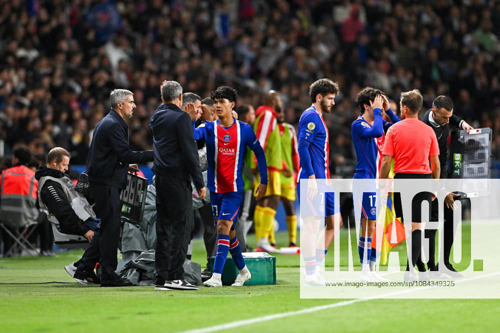 Paris Saint-Germain v Le Mans FC - Ligue 1 McDonald s 2026 2027 Luis ENRIQUE head Coach of Paris Saint-Germain, Khvicha KVARATSKHELIA of Paris Saint-Germain, Joao NEVES of Paris Saint-Germain and Dro FERNANDEZ of Paris Saint-Germain during Ligue 1 McDonald s match between Paris and Le Mans at Parc des Princes on October 10, 2026 in Paris, France. Paris France