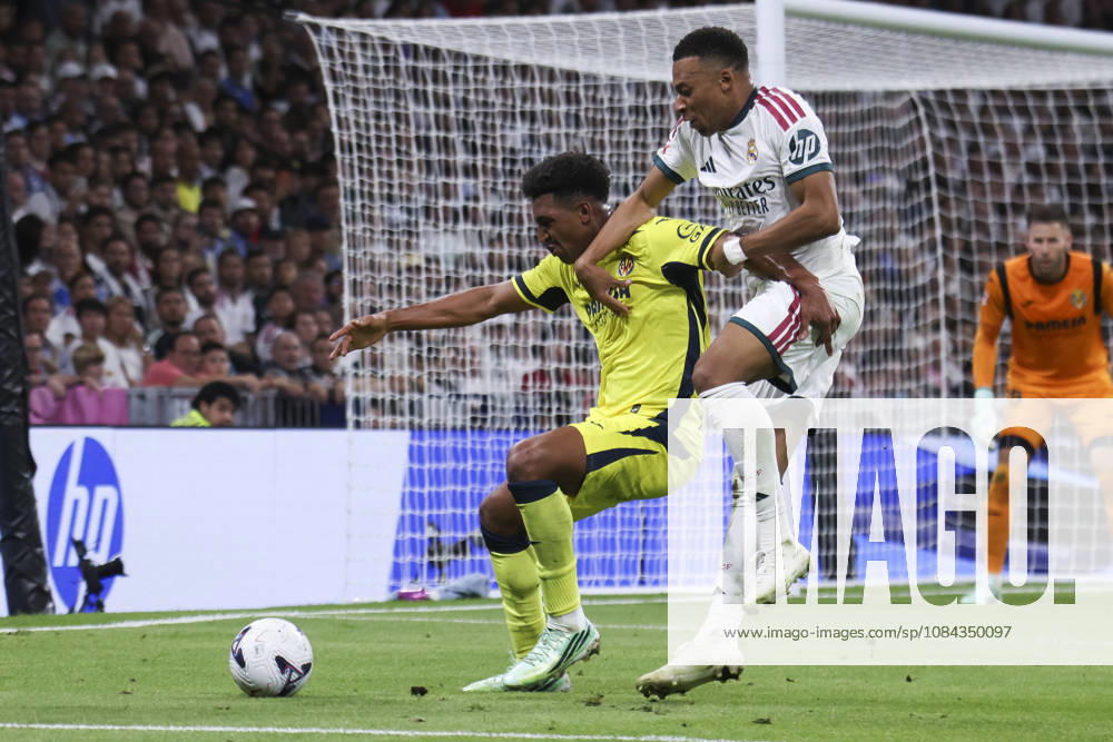 Real Madrid v Villarreal - La Liga EA Sports 2026 27 October 10, 2026, Estadio Santiago Bernabeu, Madrid, Spain: Kylian Mbappe of Real Madrid fights for the ball against Alex Freeman during La Liga EA Sports match between Real Madrid and Villarreal at Estadio Santiago Bernabeu on October 10, 2026 in Madrid, Spain. Madrid Estadio Santiago Bernabeu Madrid Spain