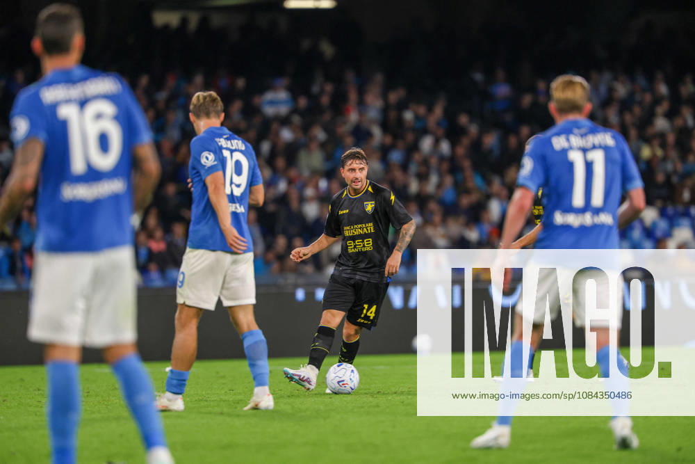 Giacomo Calo² of FC Frosinone during the 2026 27 Serie A match between SSC Napoli and FC Frosinone, played on October 10, 2026, at the Stadio Diego Armando Maradona in Naples Napoli ITALIA - ZUMAs236 20261010_aap_s236_063