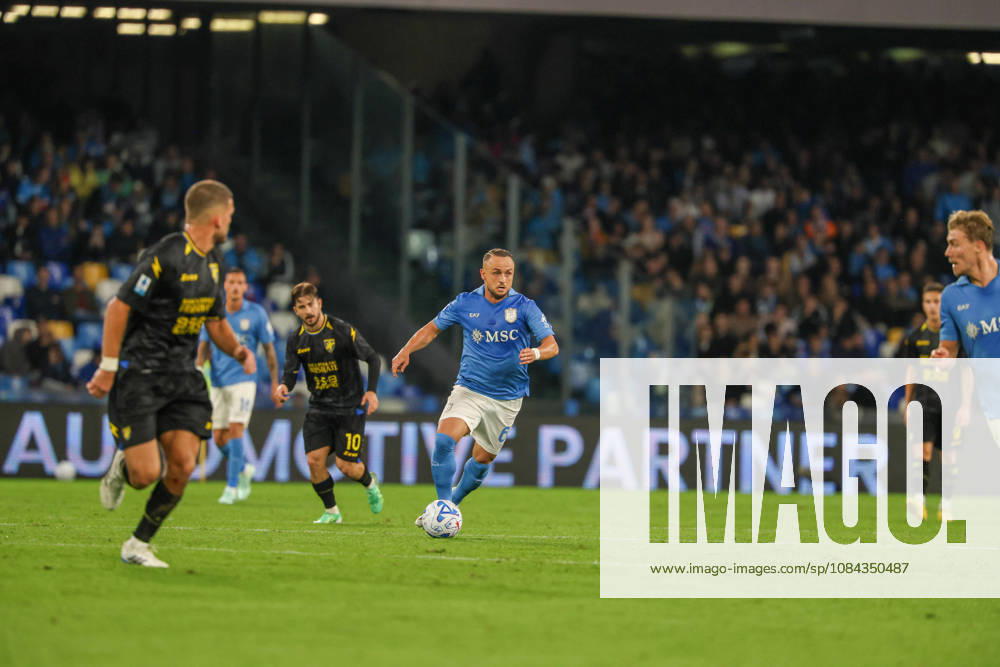 Stanislav Lobotka of SSC Napoli during the 2026 27 Serie A match between SSC Napoli and FC Frosinone, played on October 10, 2026, at the Stadio Diego Armando Maradona in Naples Napoli ITALIA - ZUMAs236 20261010_aap_s236_064